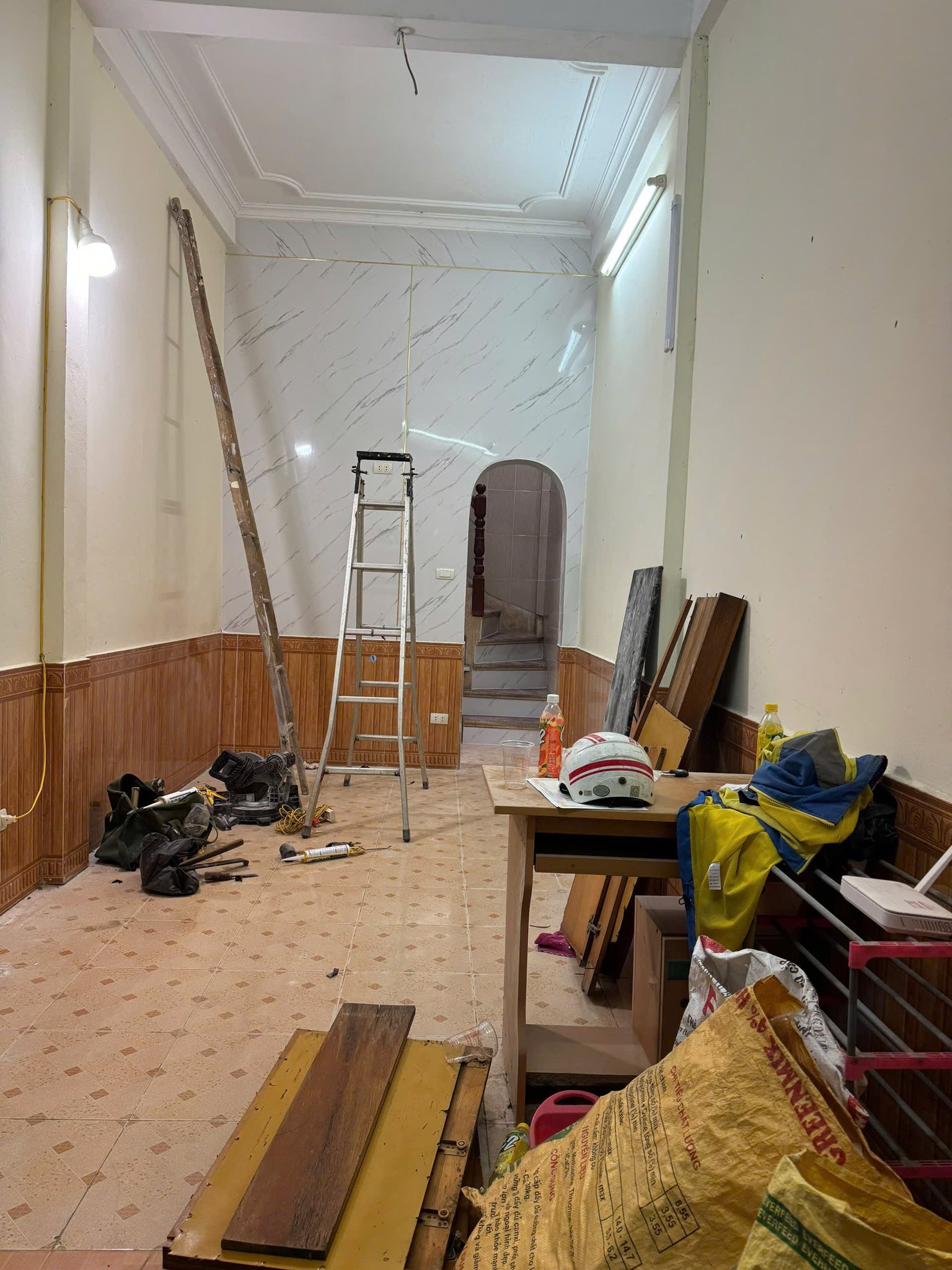 Cho thuê nhà ngõ Đê Tô Hoàng, 40m2, có gác xép 6.2 Triệu - Ảnh 3